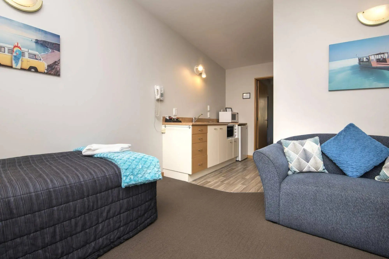 Bay Vista Waterfront Motel Picton