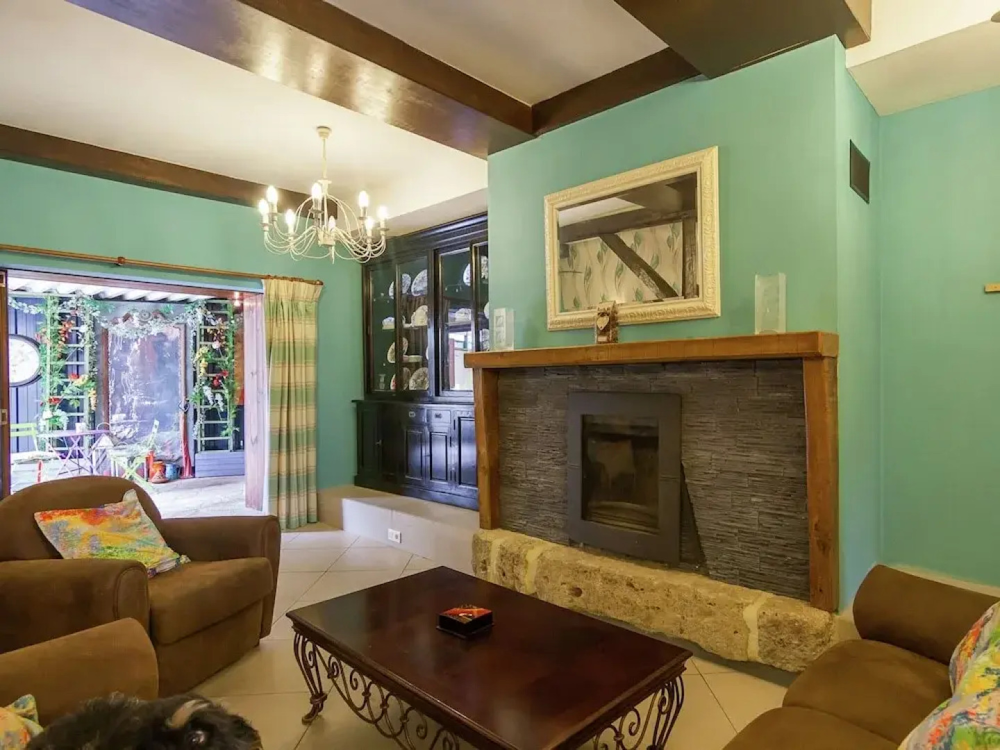 Elegant House With Heated Pool and Sauna