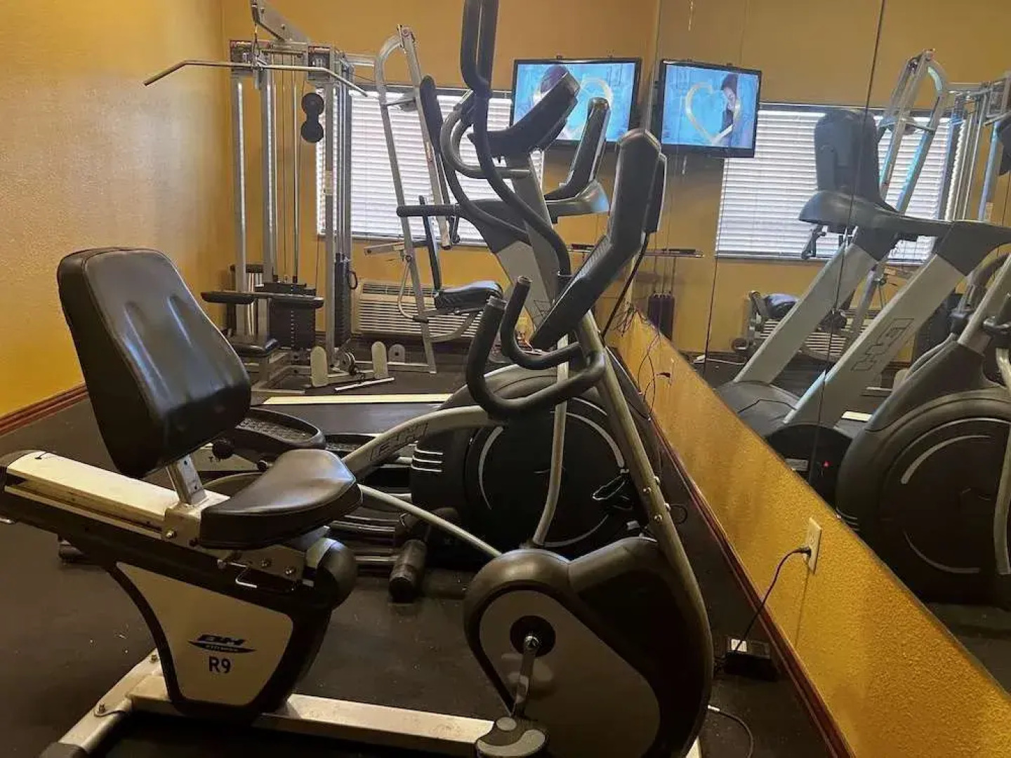 Baymont Inn & Suites Cuero