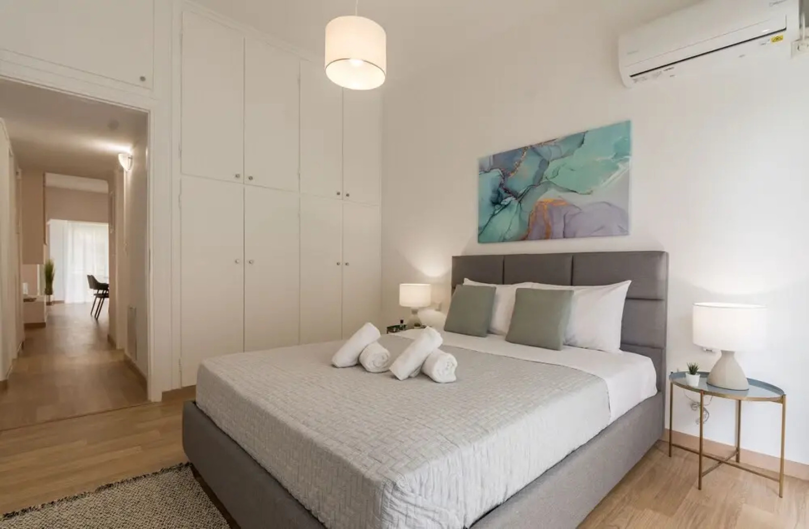 Mouson, Bright apartment next to the Sea