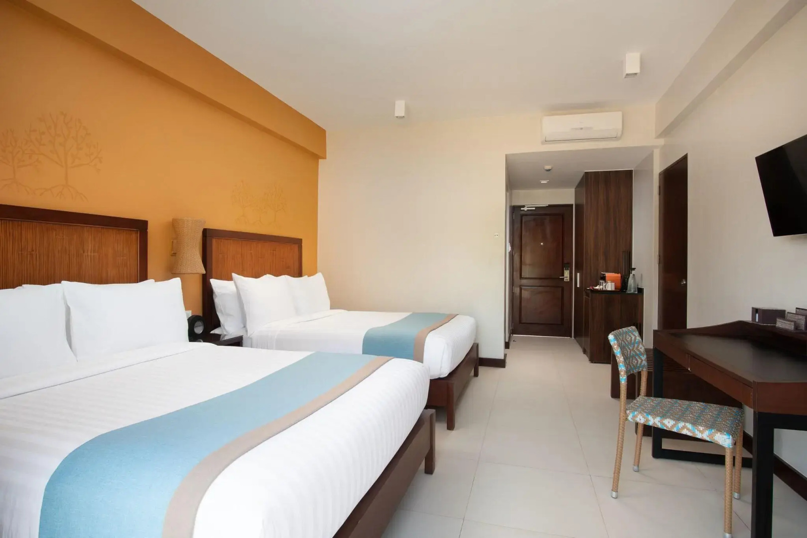 Bacau Bay Resort Coron