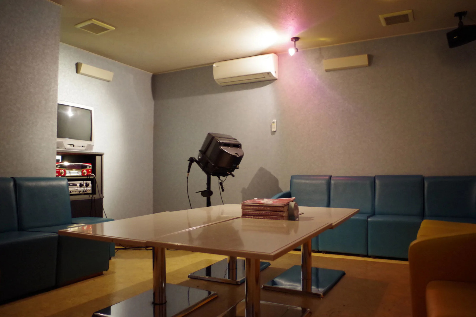 Ayaha Lakeside Hotel