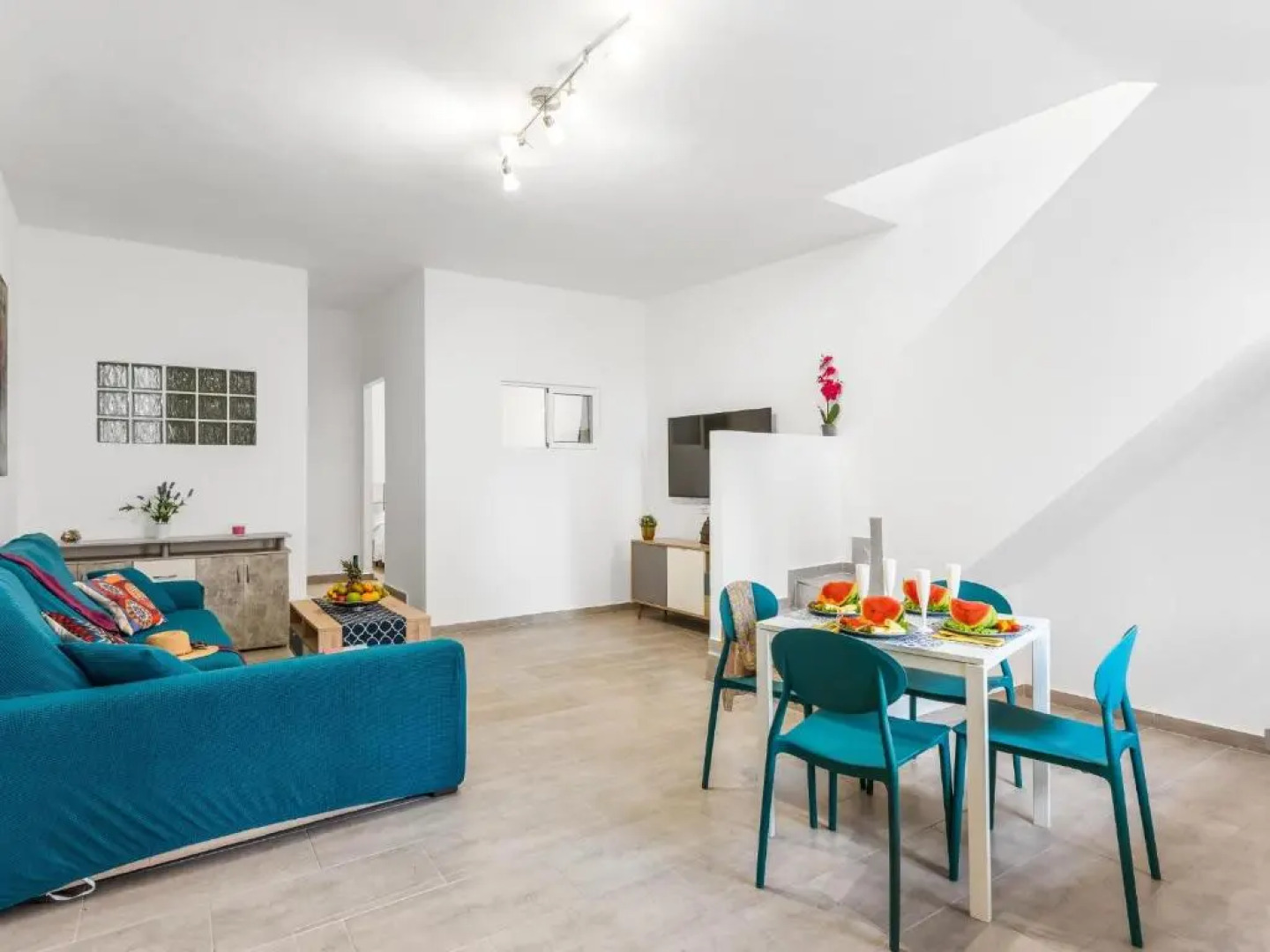 2 THE HOUSE of RISING SUN