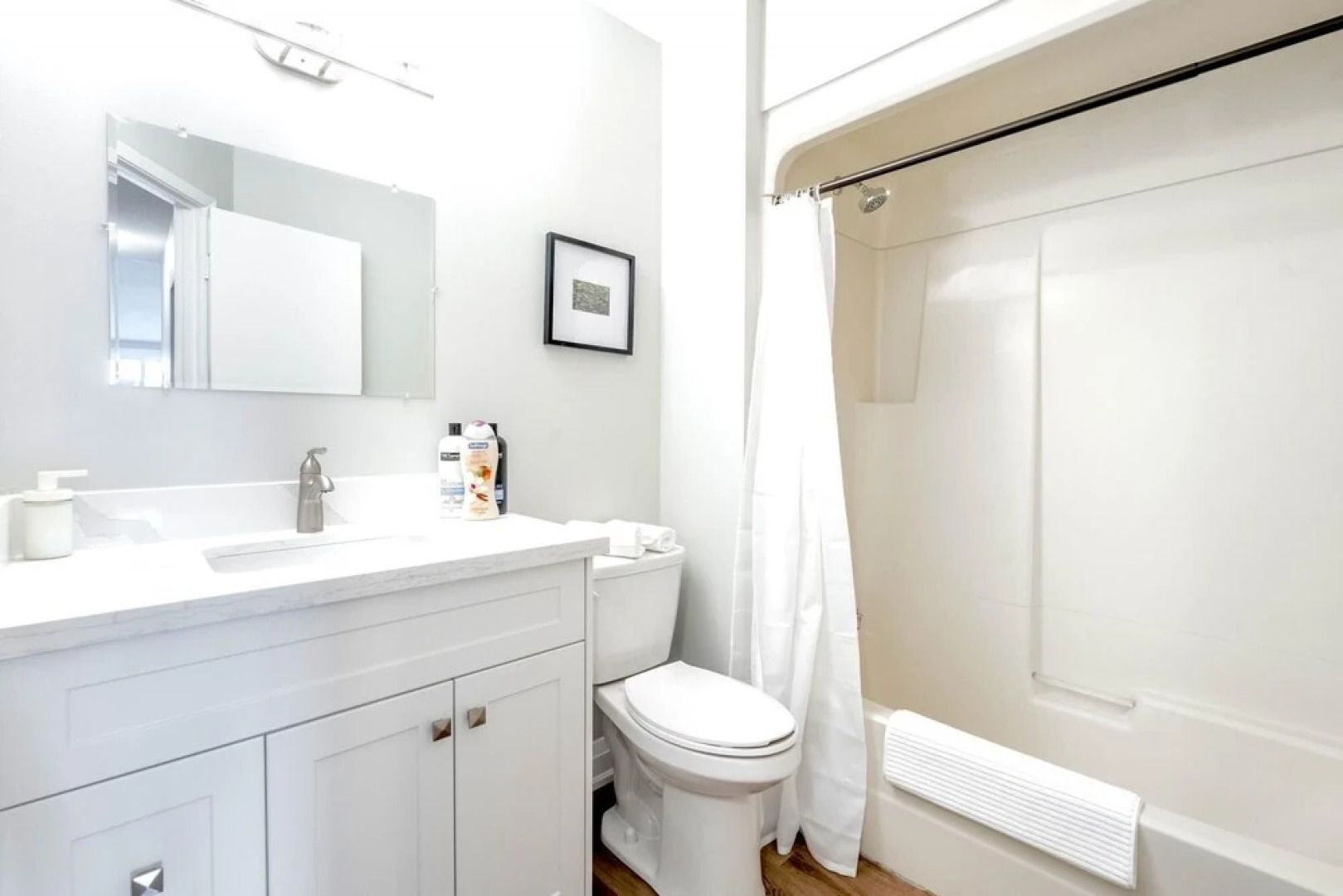 1BR Loft Near DT Cambridge - Trails and Parks