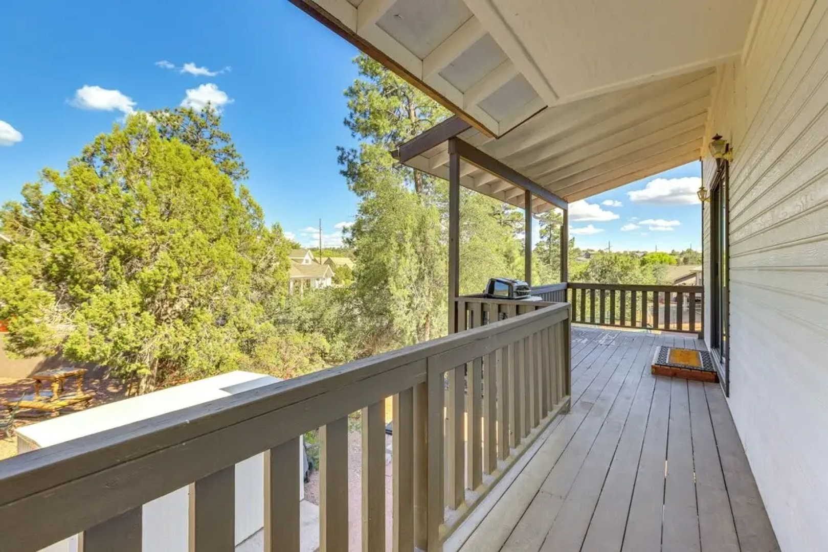 Hike, Sled & Snowshoe! Family Retreat in Payson
