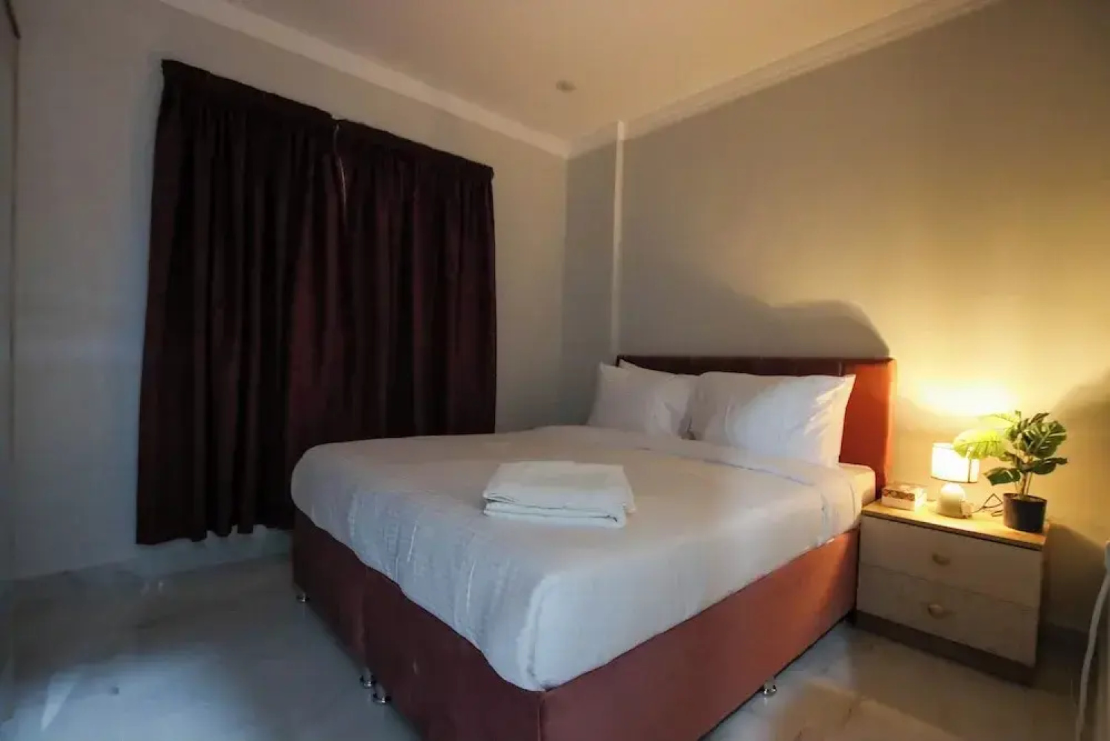 Star Night Furnished Apartments