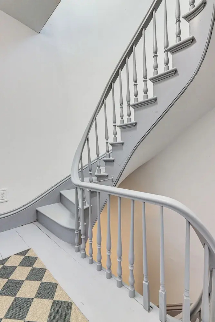 Explore Dtwn, Parks & Colleges: Cozy Worcester Apt
