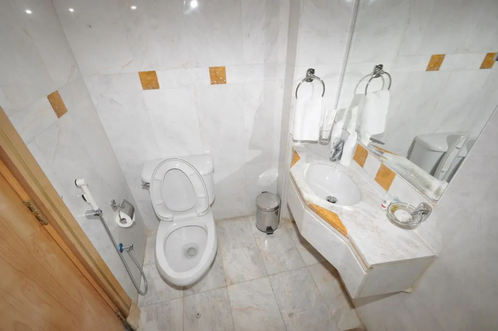 Tofel Kendla Al Azizia Hotel