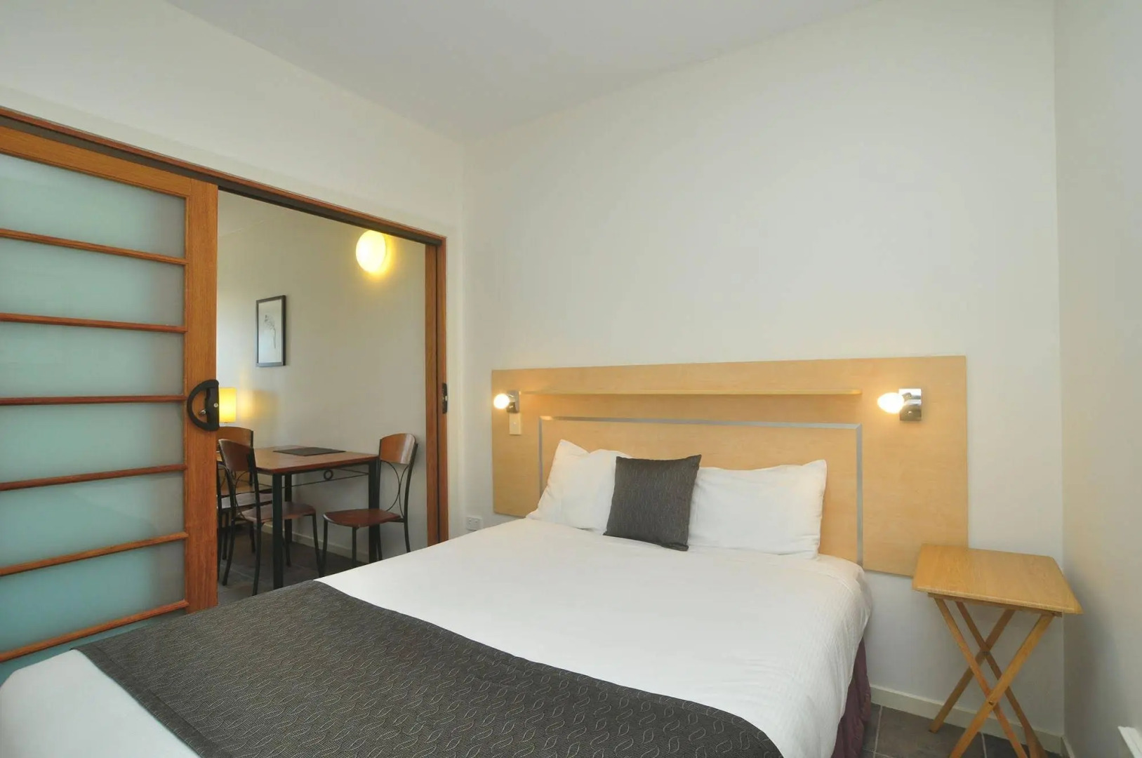 Lennox Point Holiday Apartments