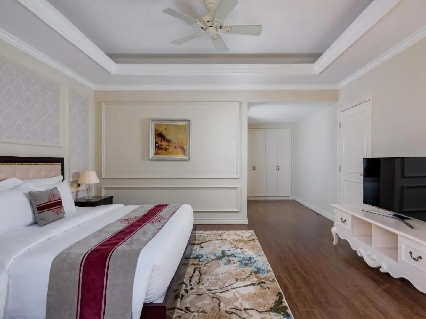 Nha Trang Marriott Resort & Spa, Hon Tre Island