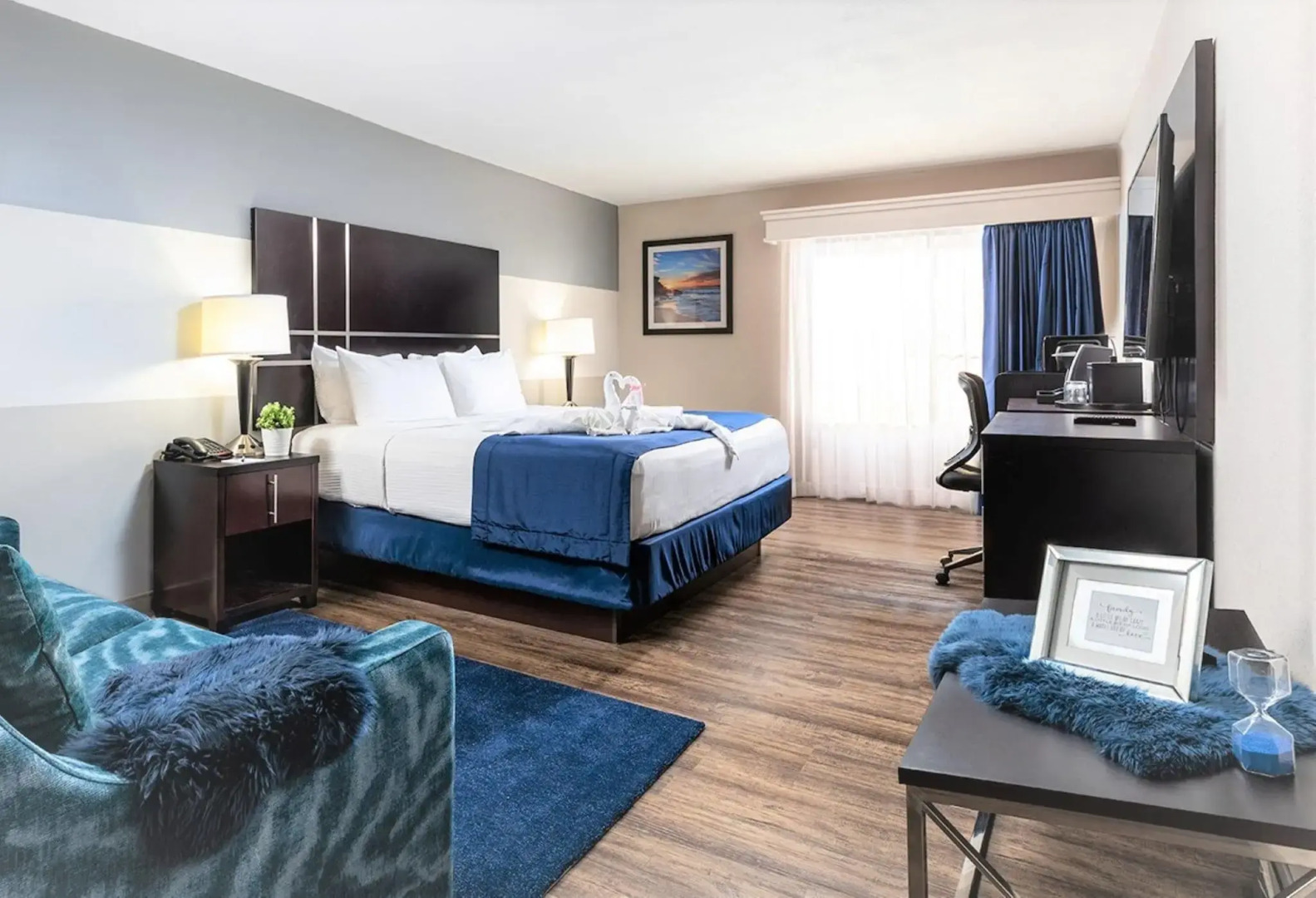 Palazzo Lakeside Hotel