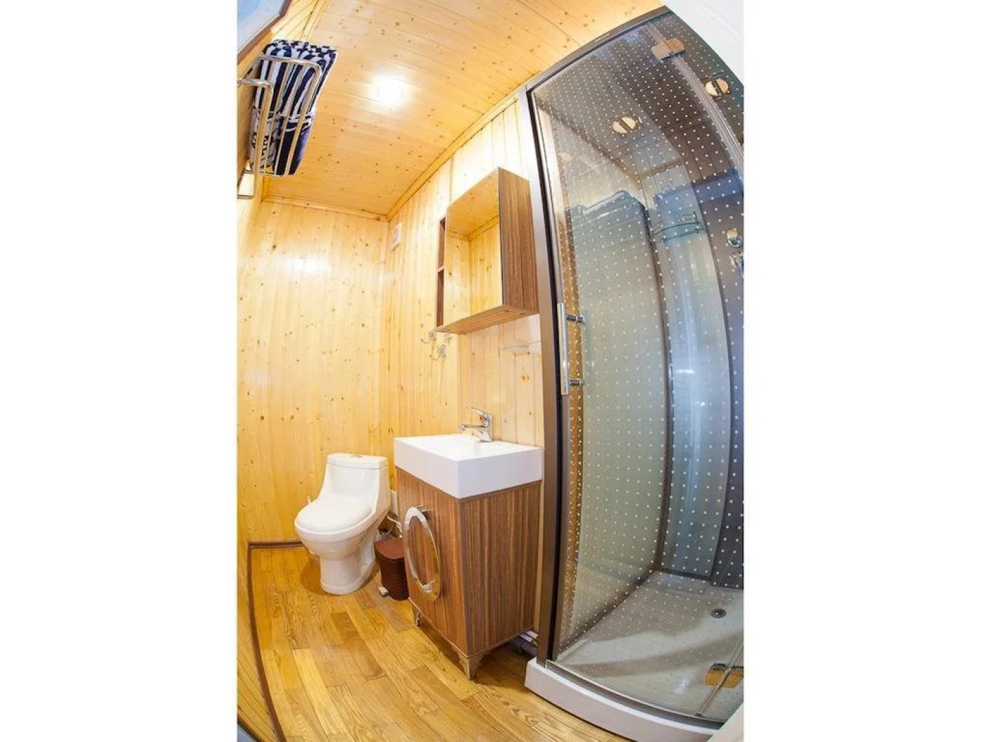 Влад Марин Инн