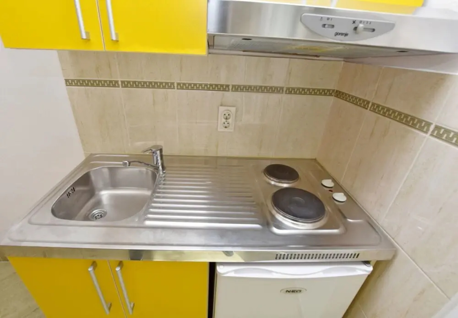 Apartments and Rooms Iva