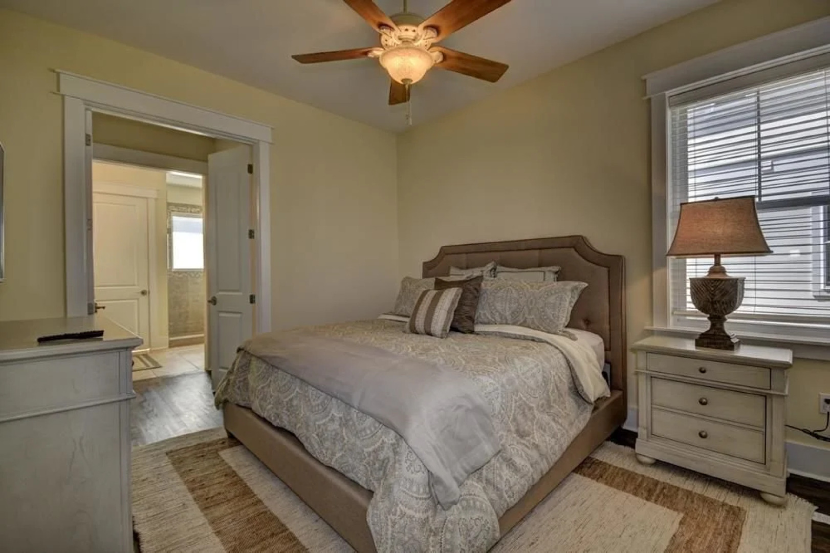 Fleur de Lee Holiday Home by Blue Sun