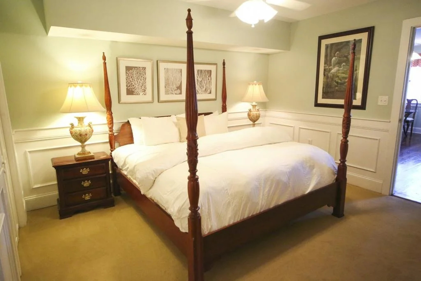 Meeting Street Suites