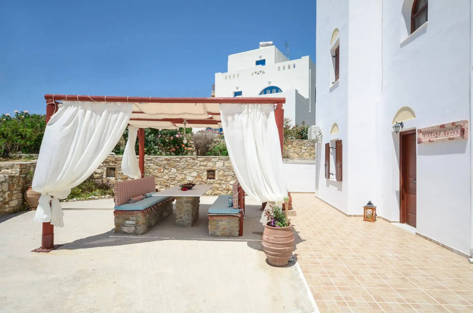 Villa of Roses - Private villa with pool