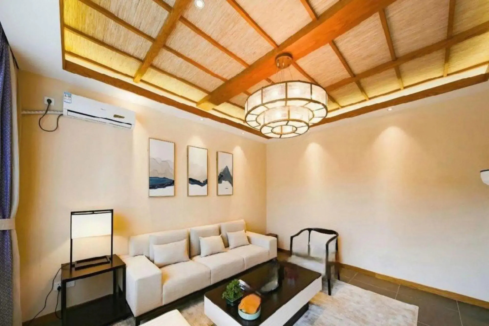 Arcadia International Resort Hotel