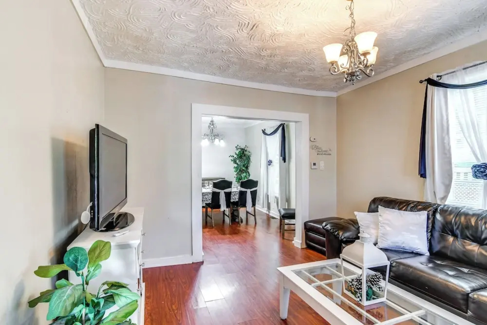 1 Mi to Dtwn: 'the Rossi House' in Des Moines!