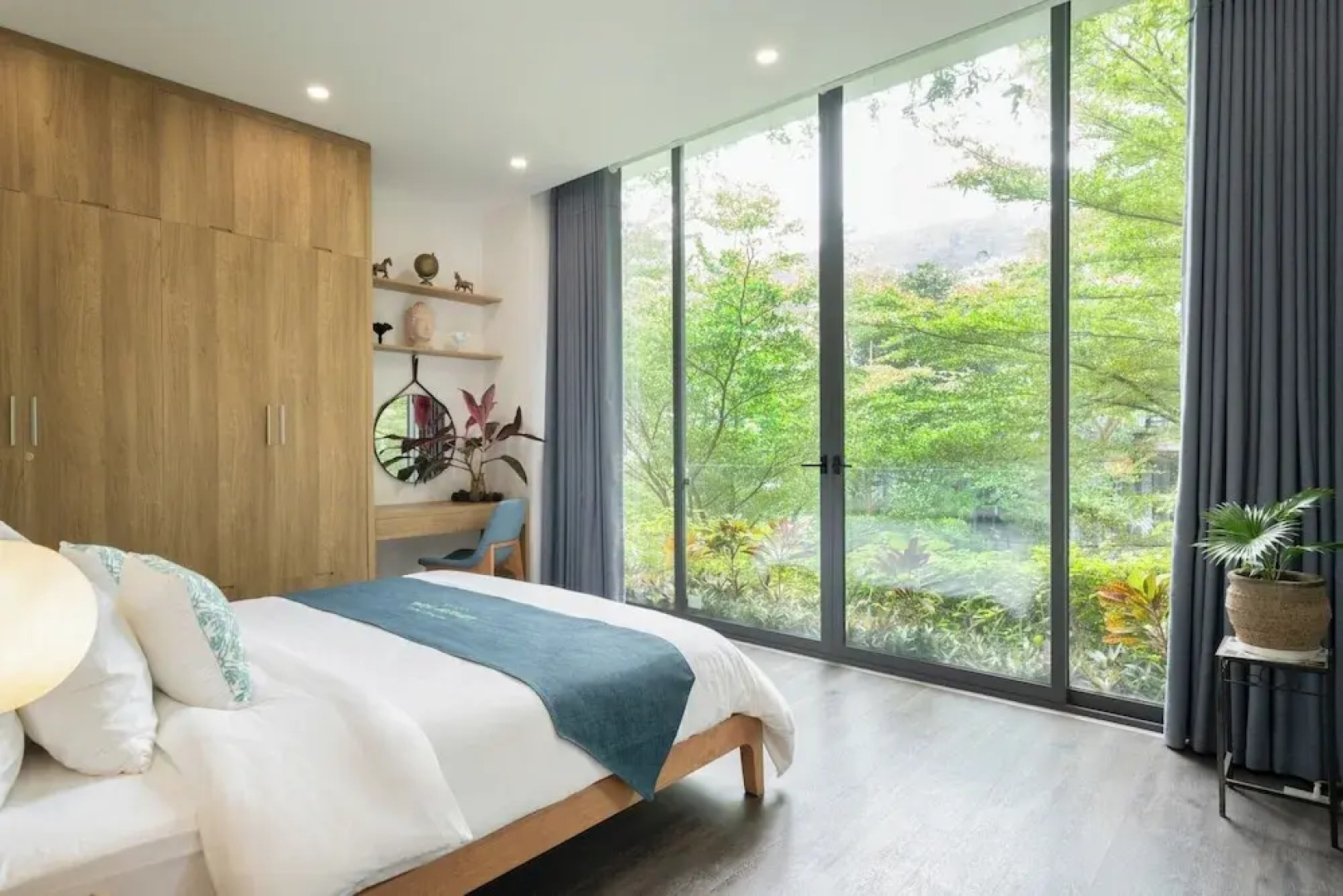 Lamaster Homes F1.8 Venus Resort