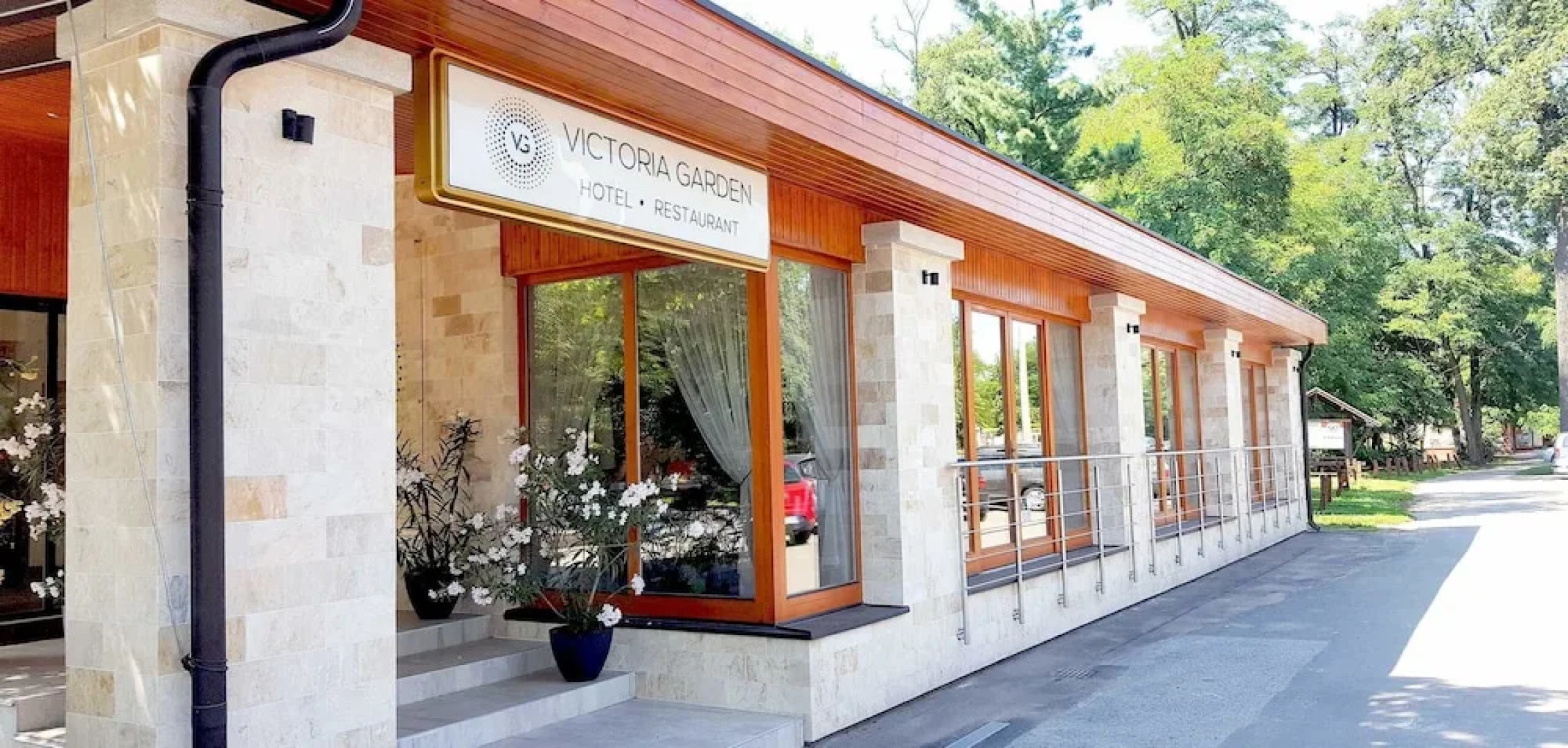 Victoria Garden Hotel