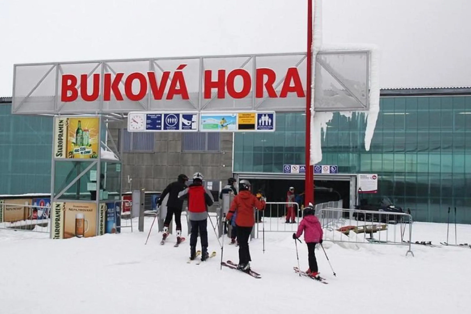 Byczy Rog Noclehy Na Hranici