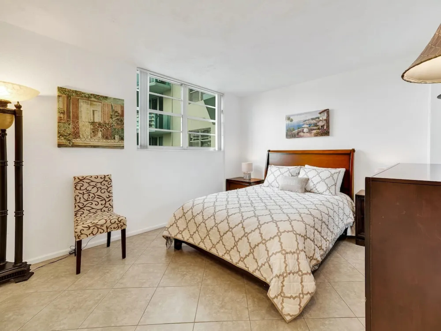Beautiful Apartment in Hollywood Beach