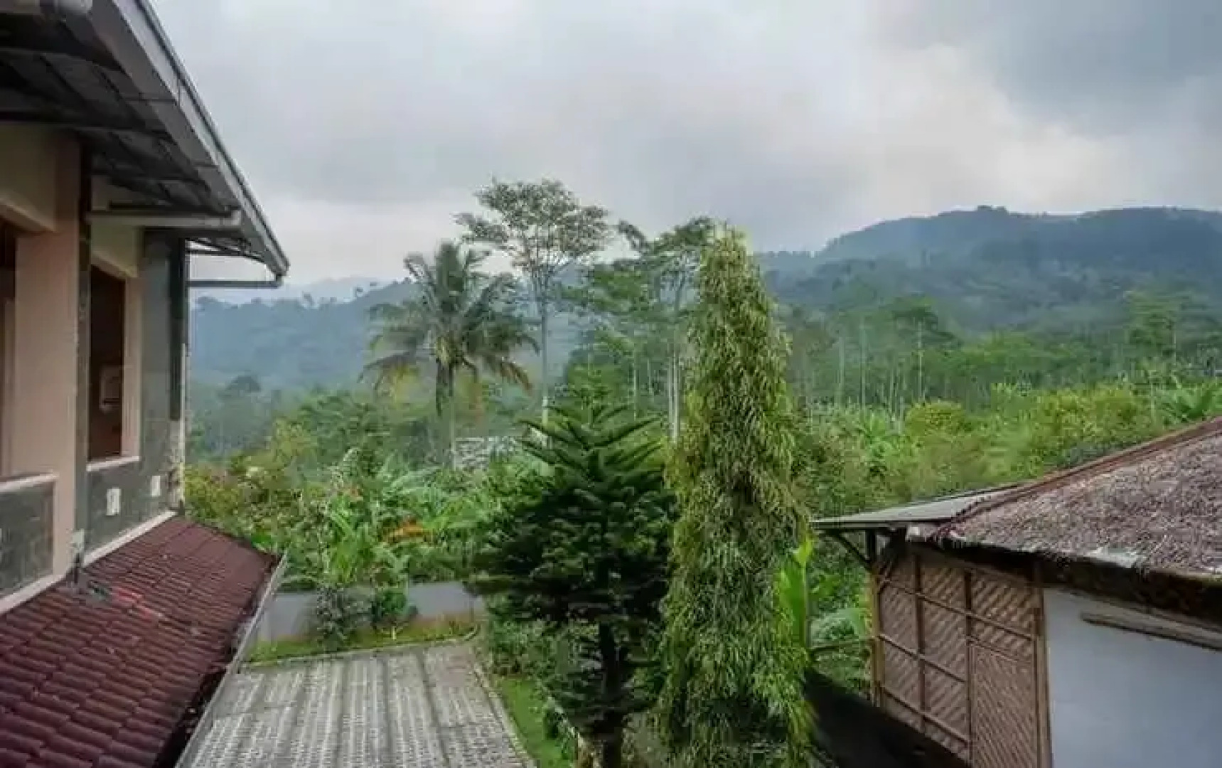 RedDoorz near Lokawisata Baturaden