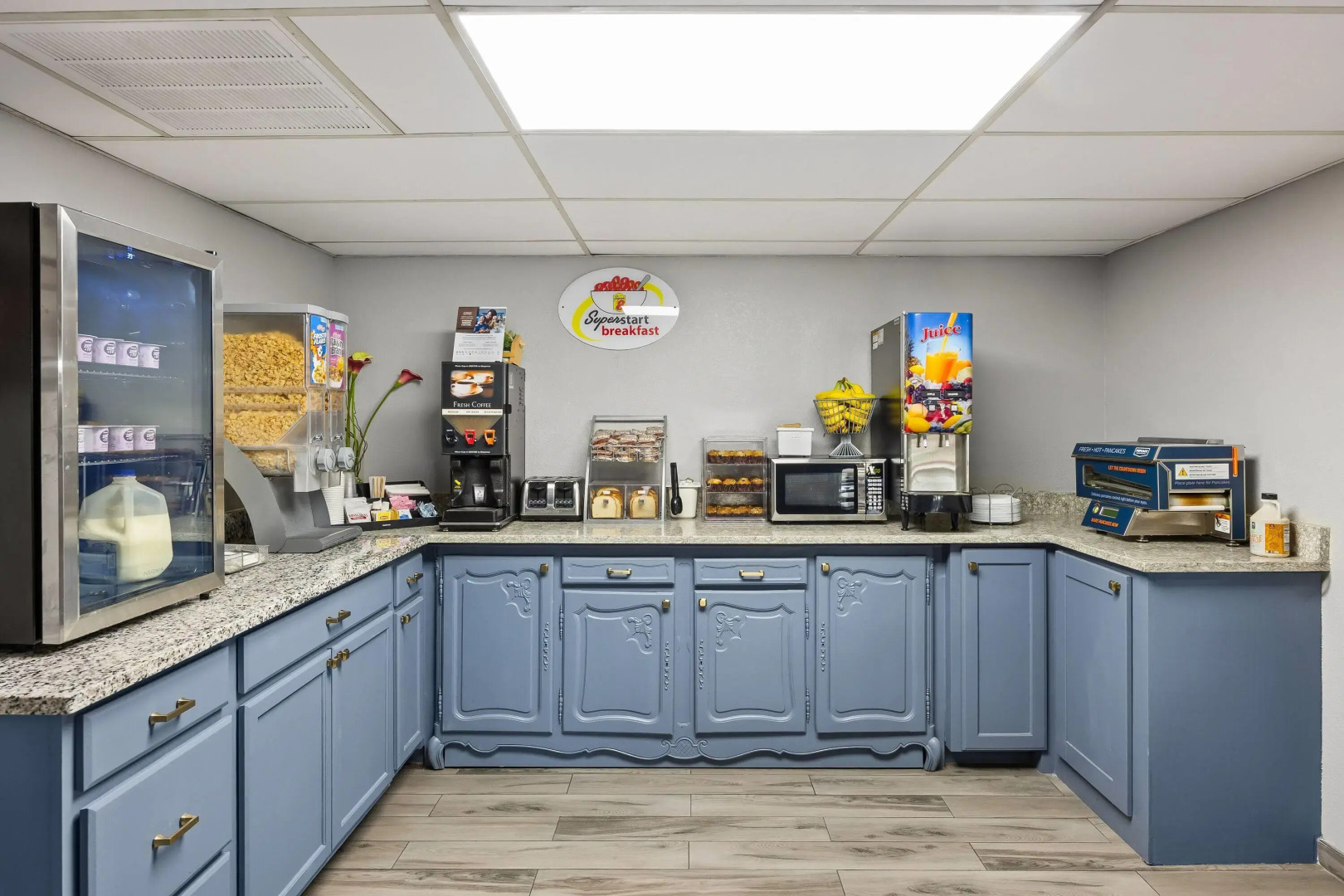 Super 8 by Wyndham Harrison AR