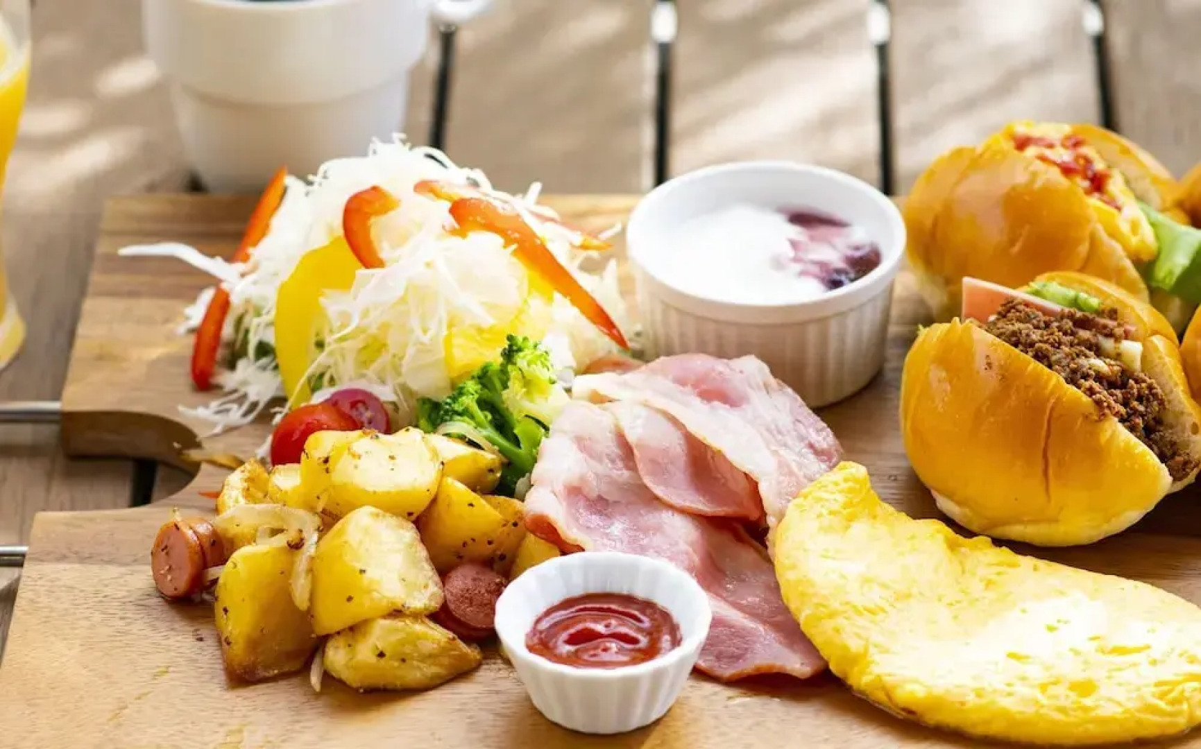 Yenn's Marina Inn Mercy