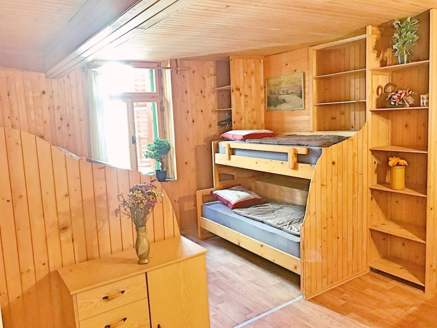 Bright Apartment at Tartini Square