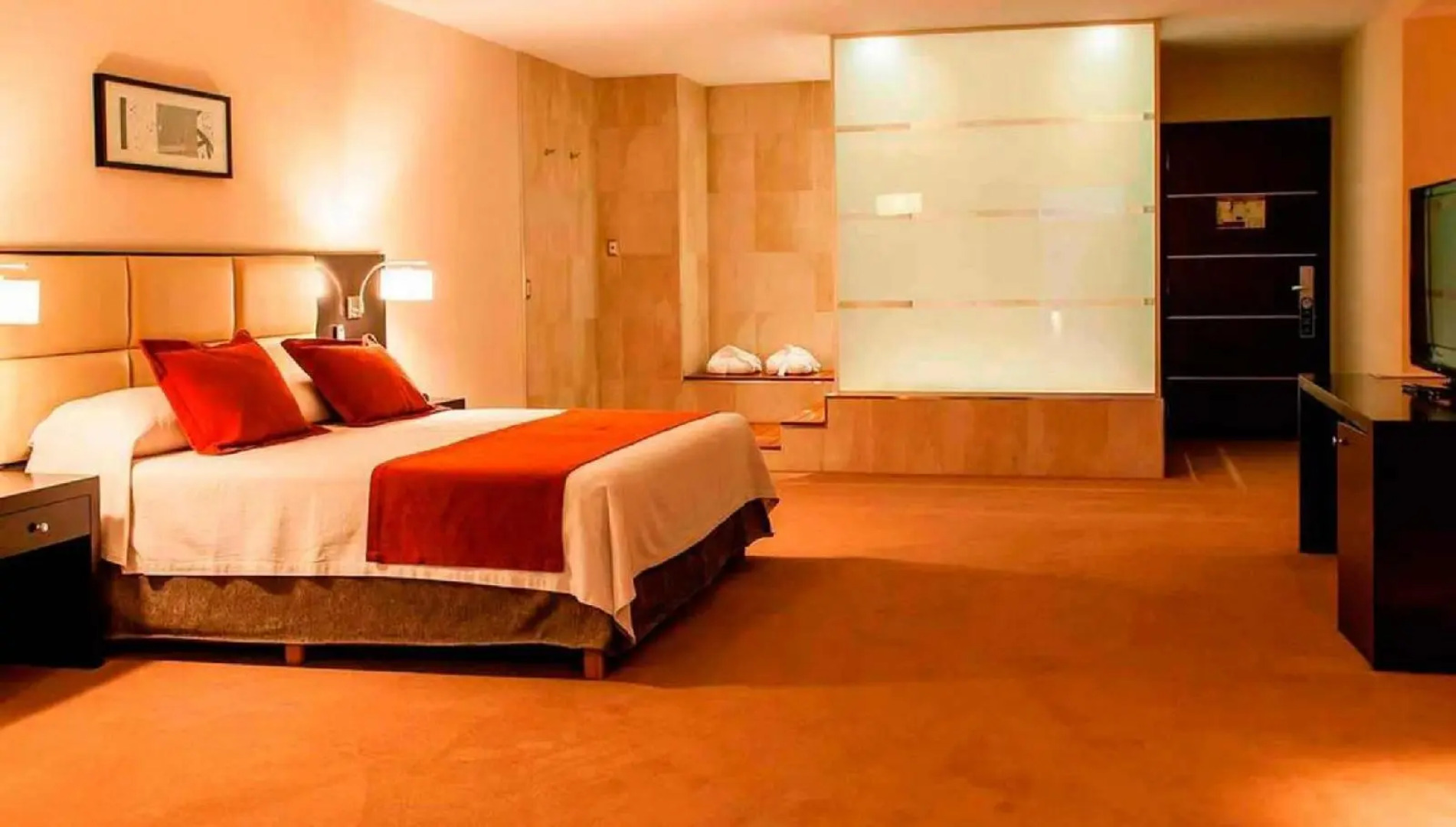 Howard Johnson Hotel & Casino