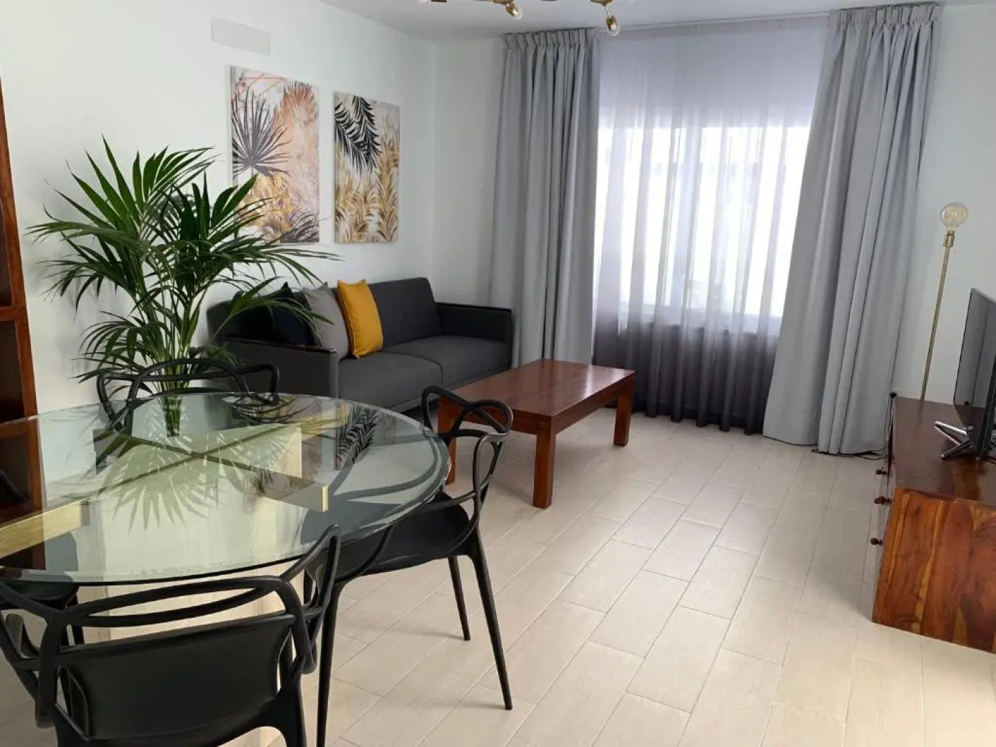 Princesa Ico 50 metros del mar