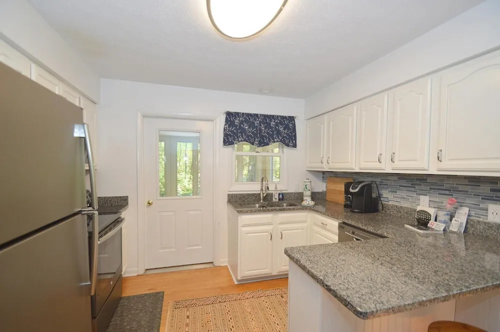 Rosies Creekside Retreat - 3 BR Escape!