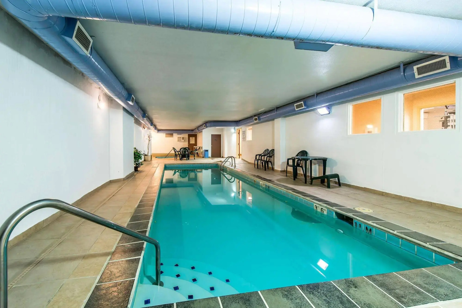 Days Inn by Wyndham Thornton