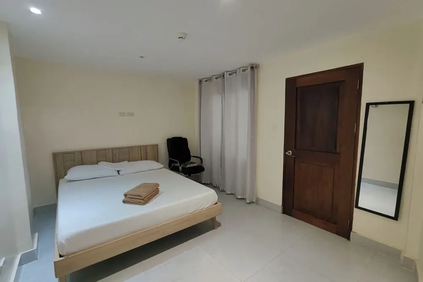 Elicon Suites Resort Bohol near City Center