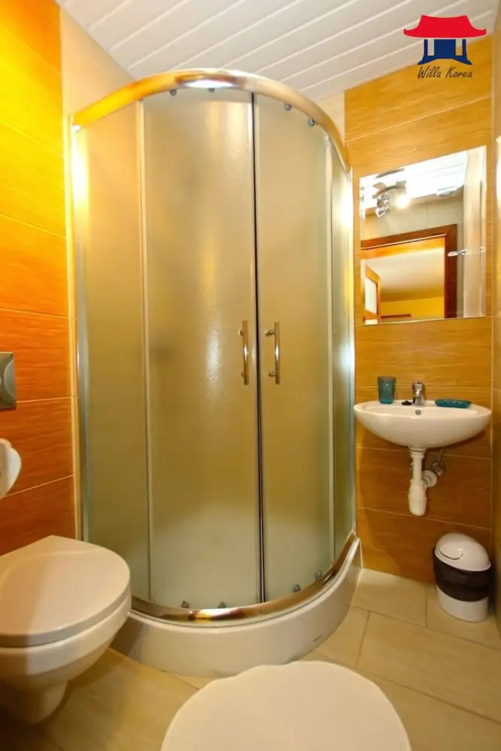 SEUL WILLA  Guest house n Restaurant