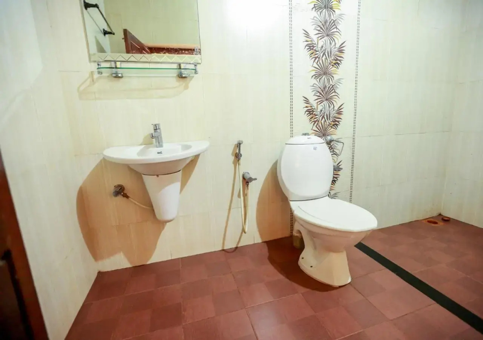 Chandragiri Bungalow by VOYE HOMES