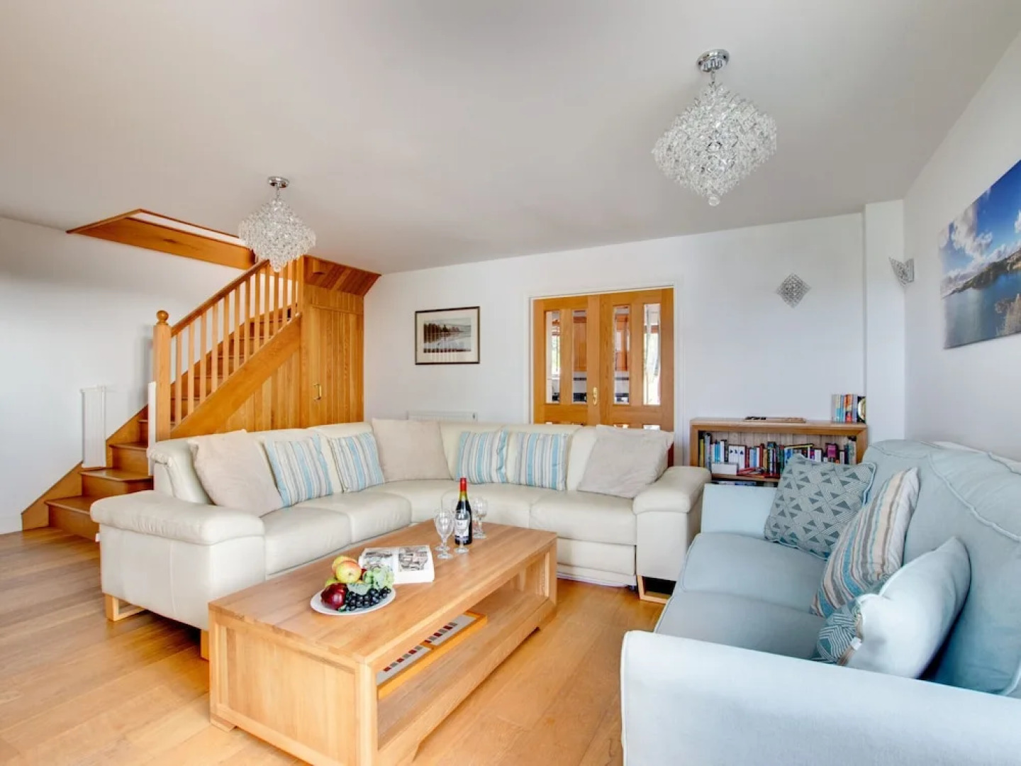 Comfortable, Bright Holiday Home With Private Garden in the South of Cornwall