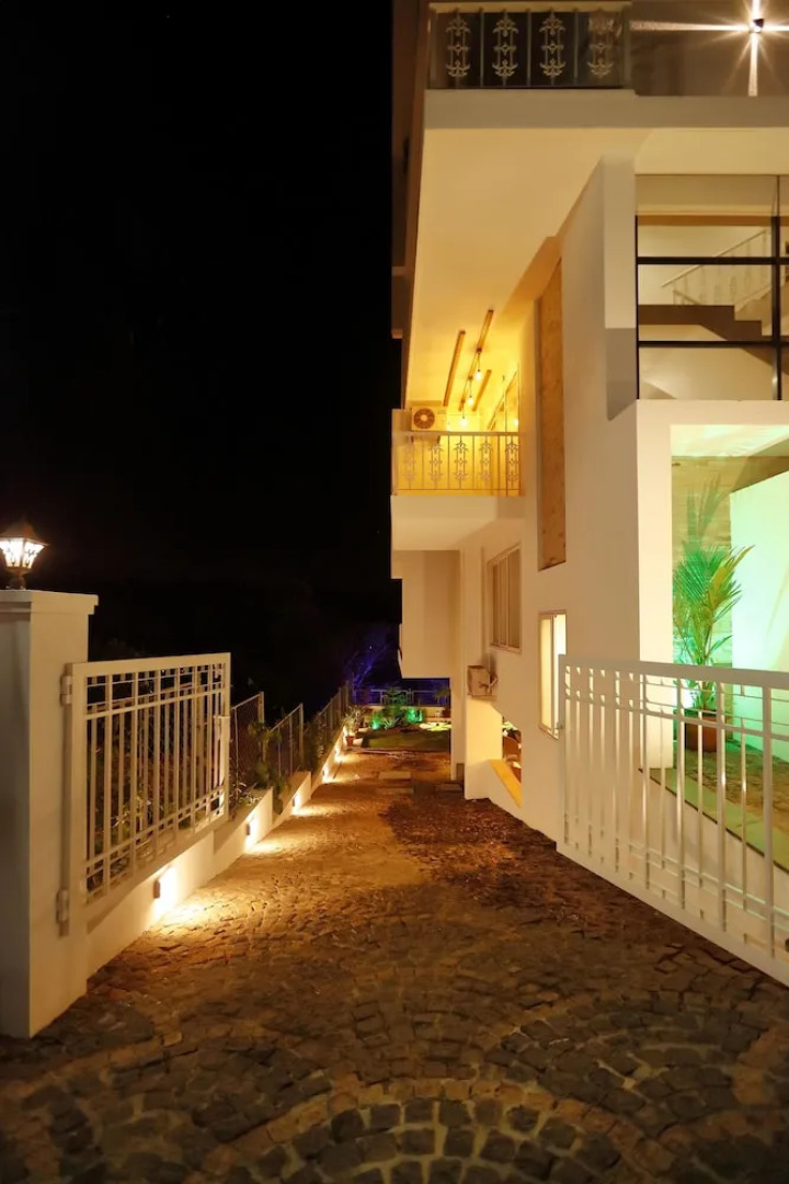 Flora Sangolda by Acasa