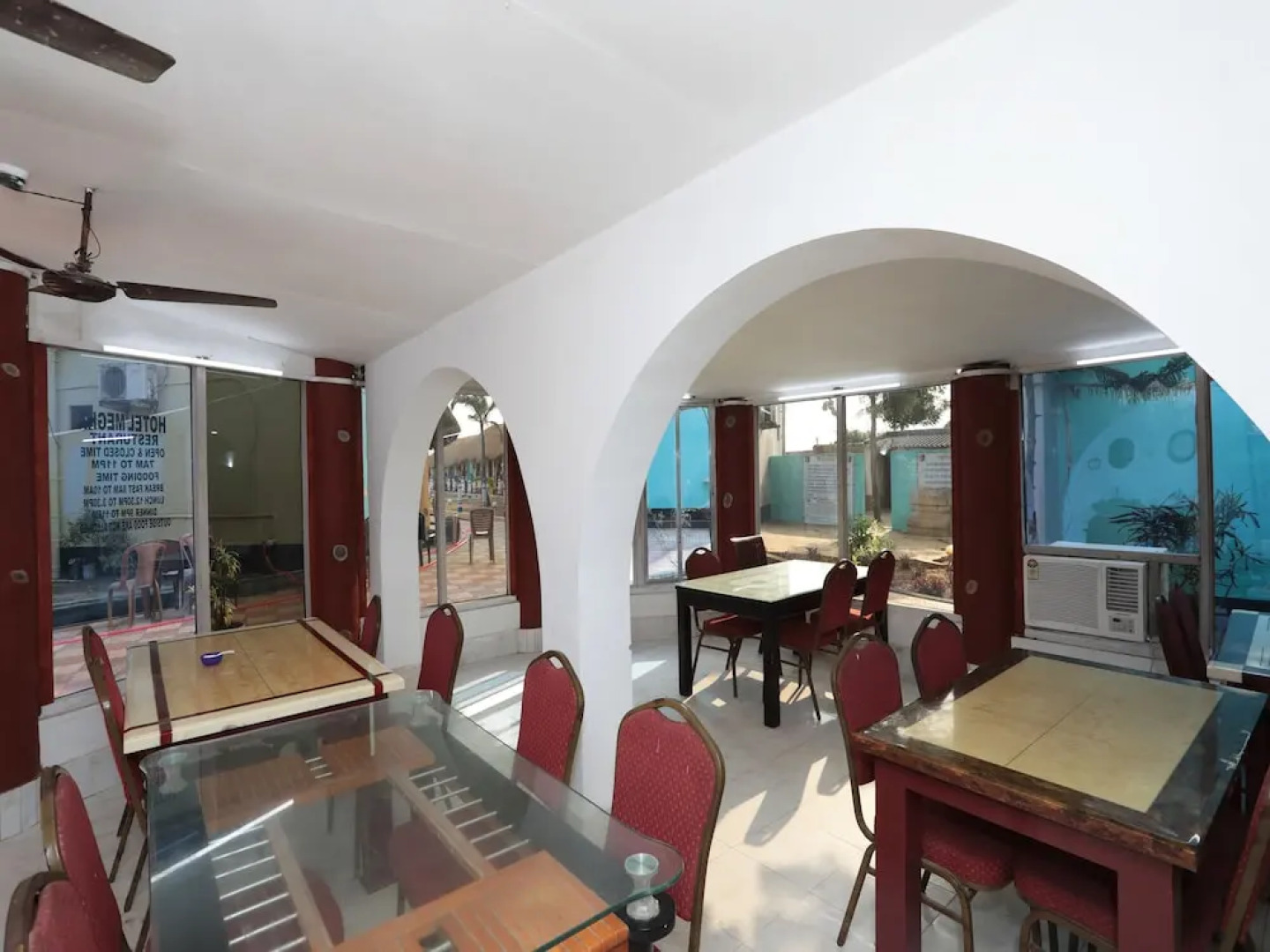 OYO 16977 Megha Resort