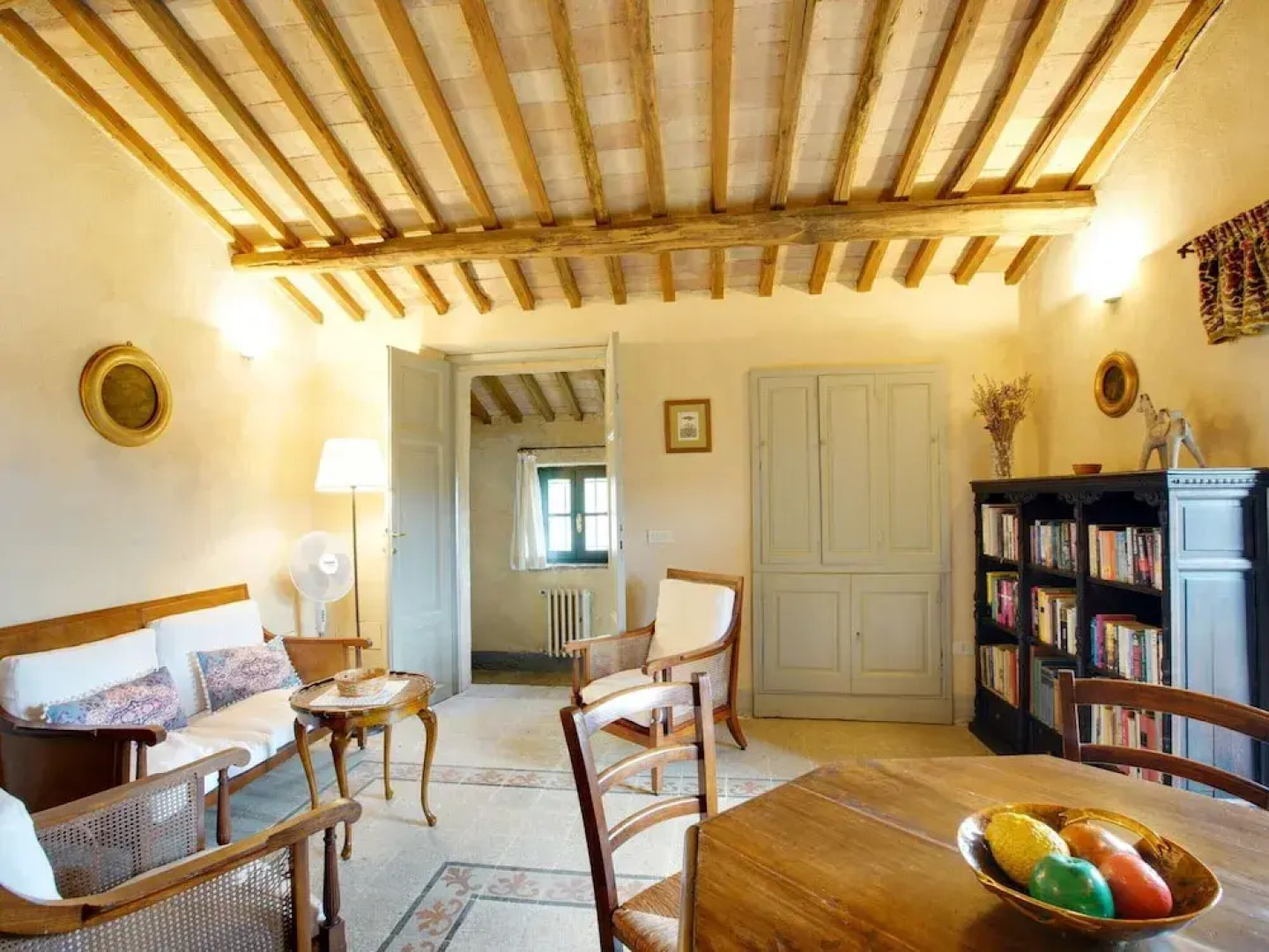 Villa in Rome With Pool & Stunning Views