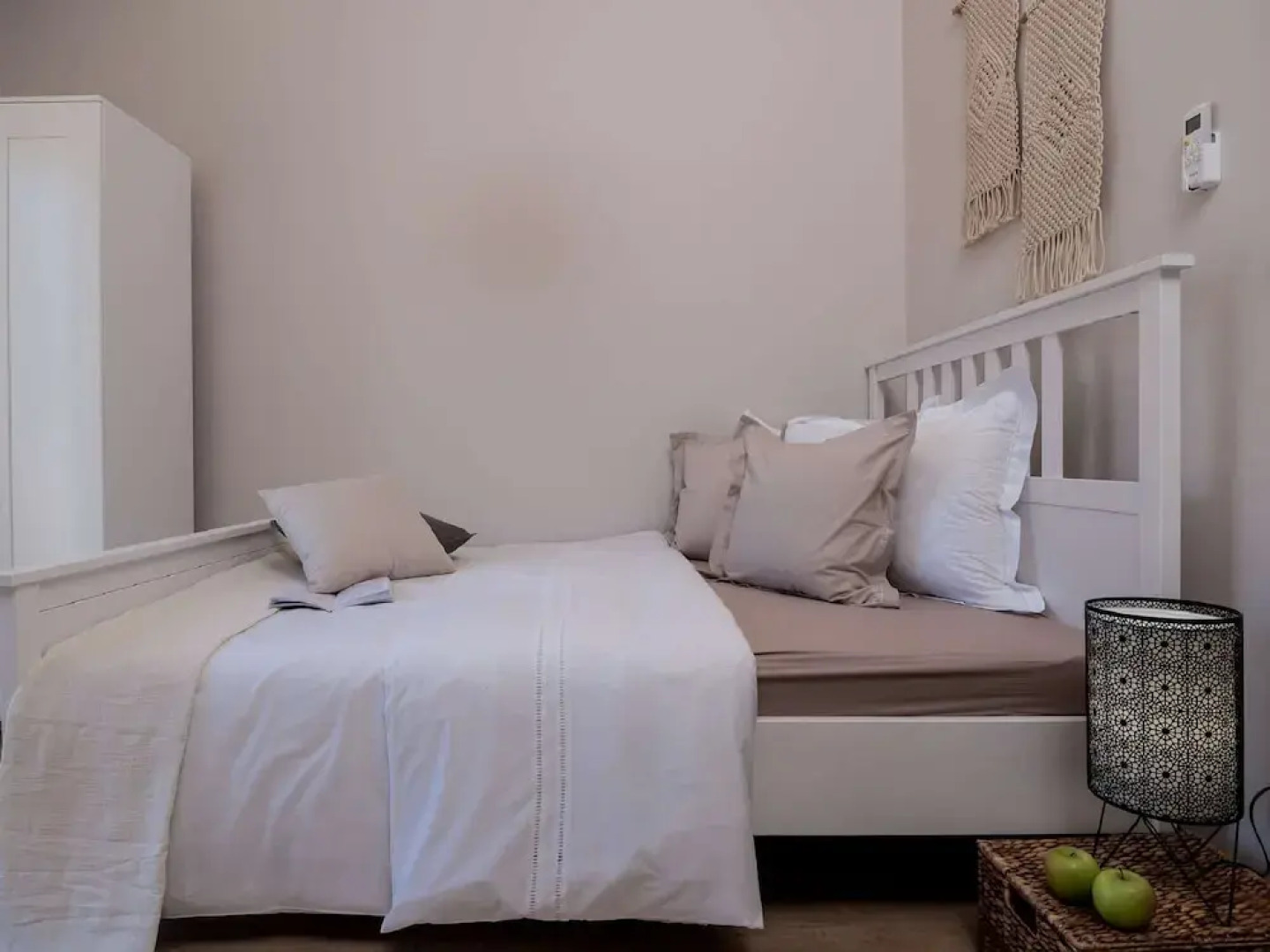 Luxury Villa Lelu With Heated Saltwater Pool, Parking, High Speed Internet, Bbq, el. car Charge T2