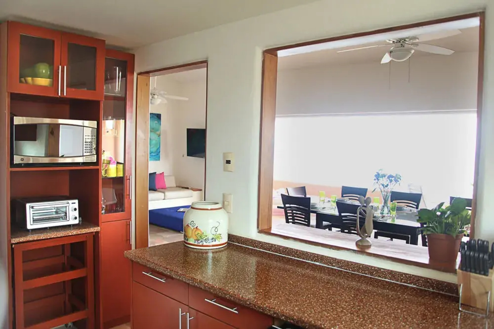 Homing Bird Apartments