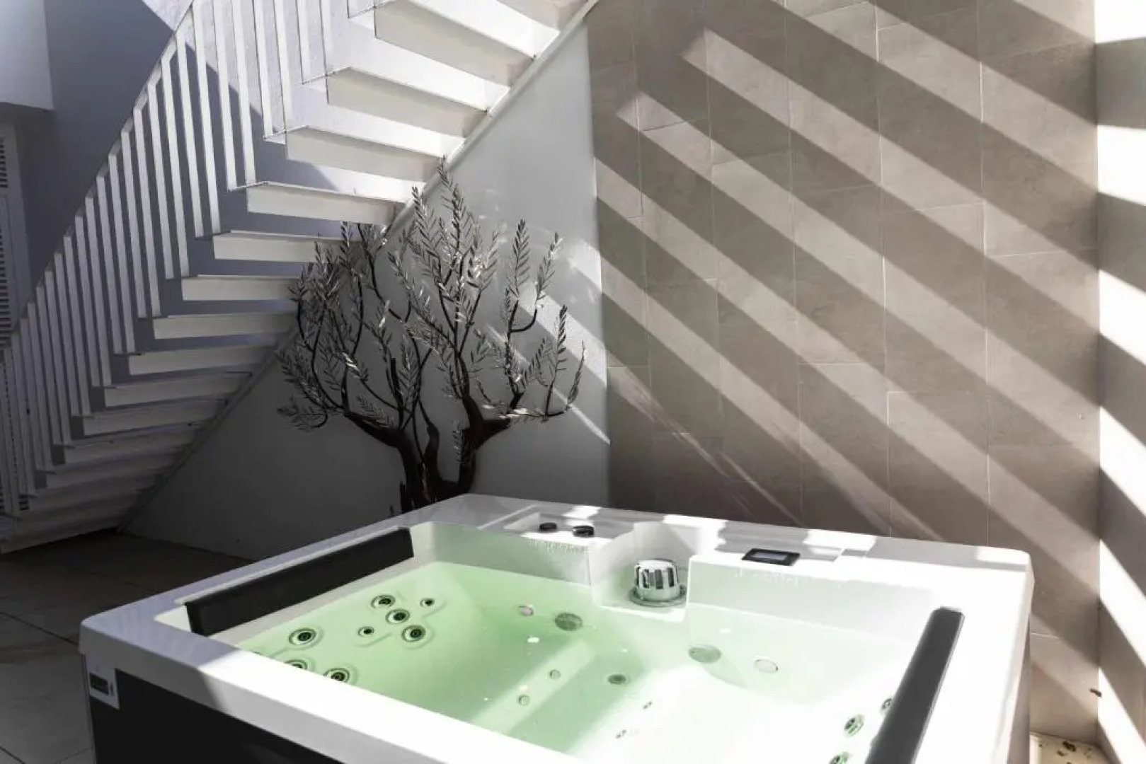 Luxurious Golf Villa La Vinya 5