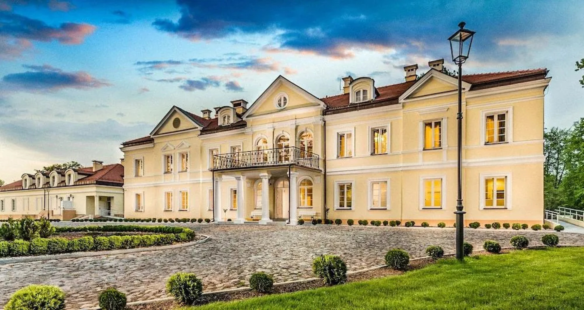 Hotel Sobienie Krolewskie