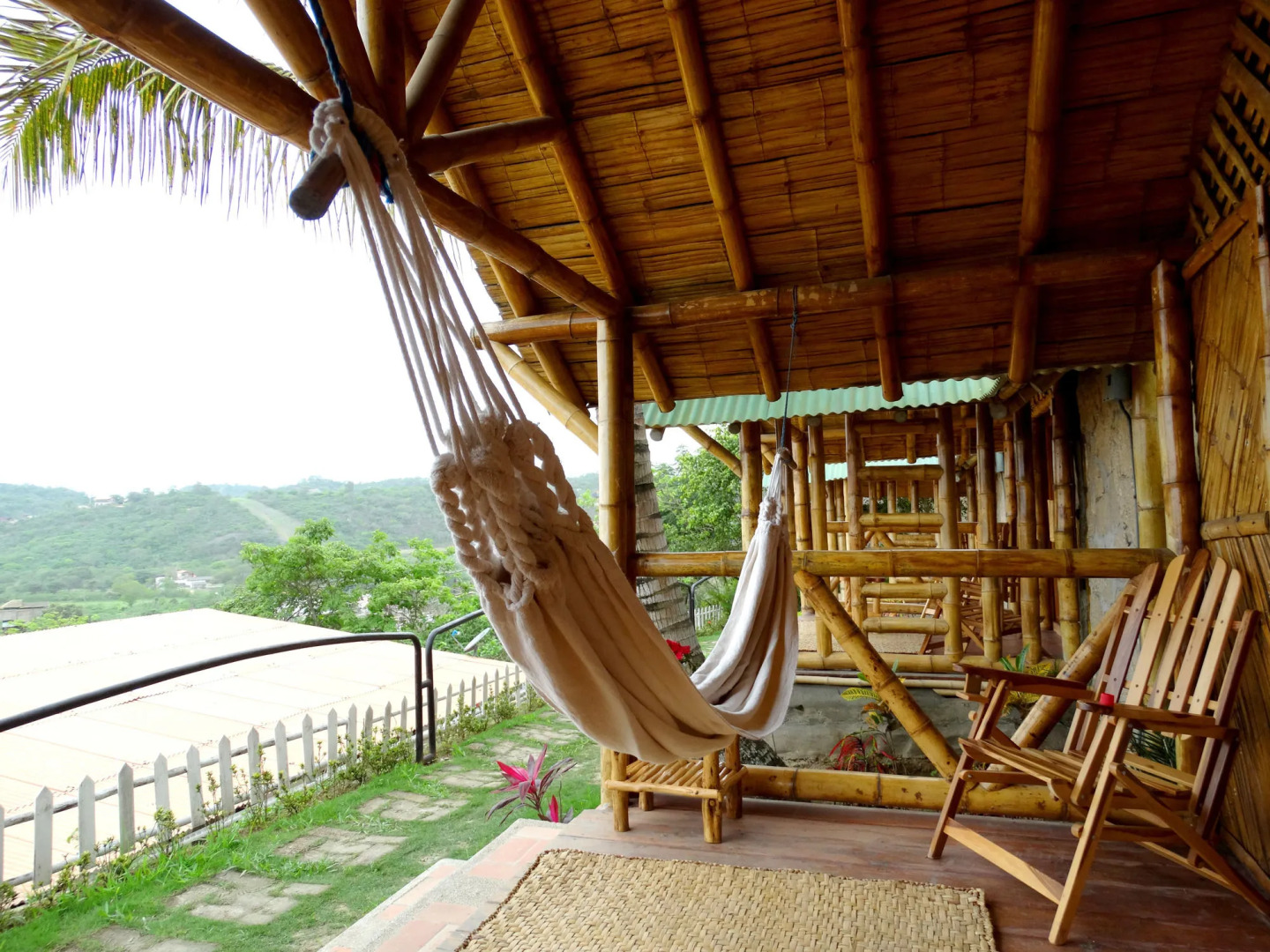 Nativa Bambu Ecolodge