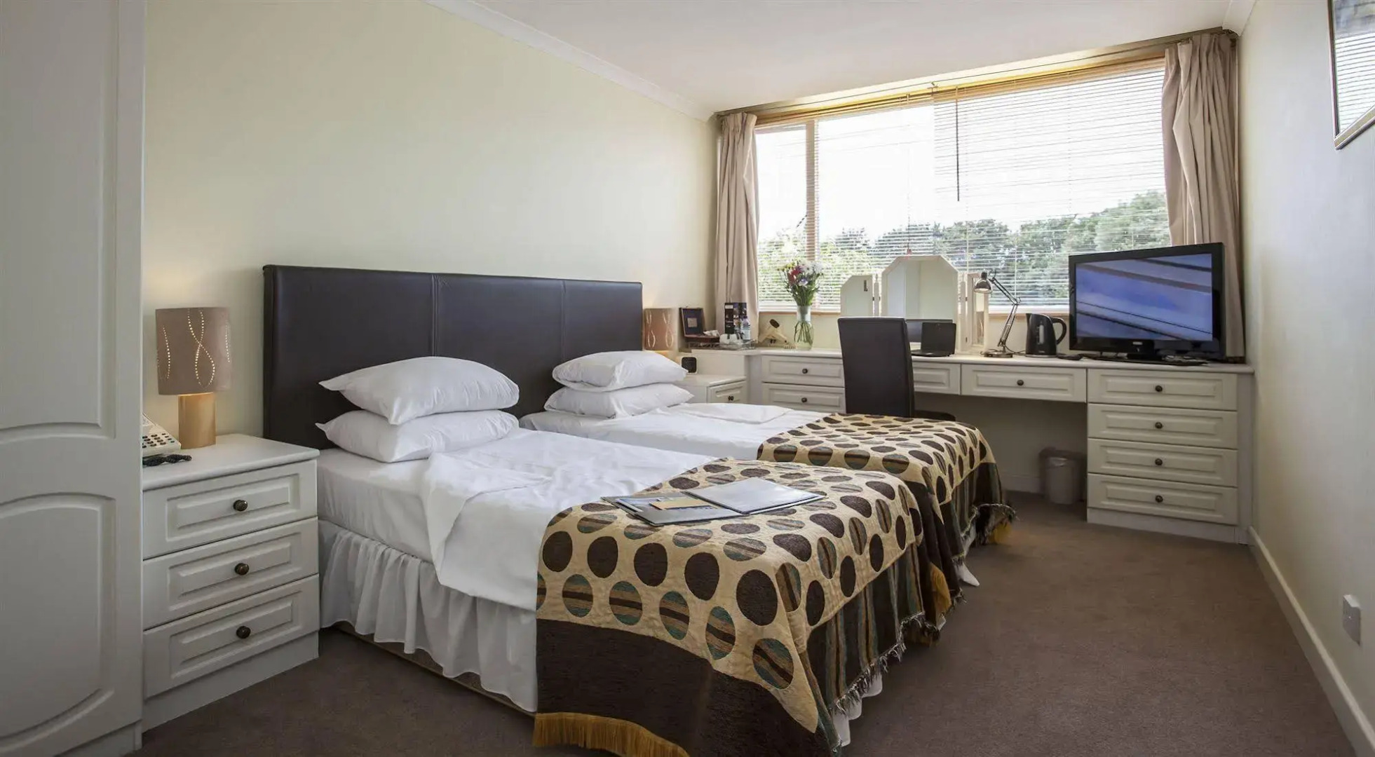 La Collinette Hotel, Cottages & Apartments