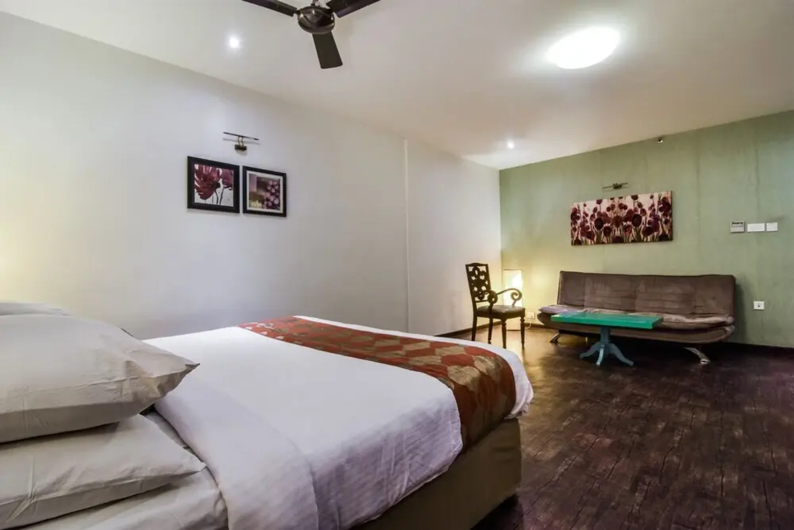 Hotel Sabareesh Park