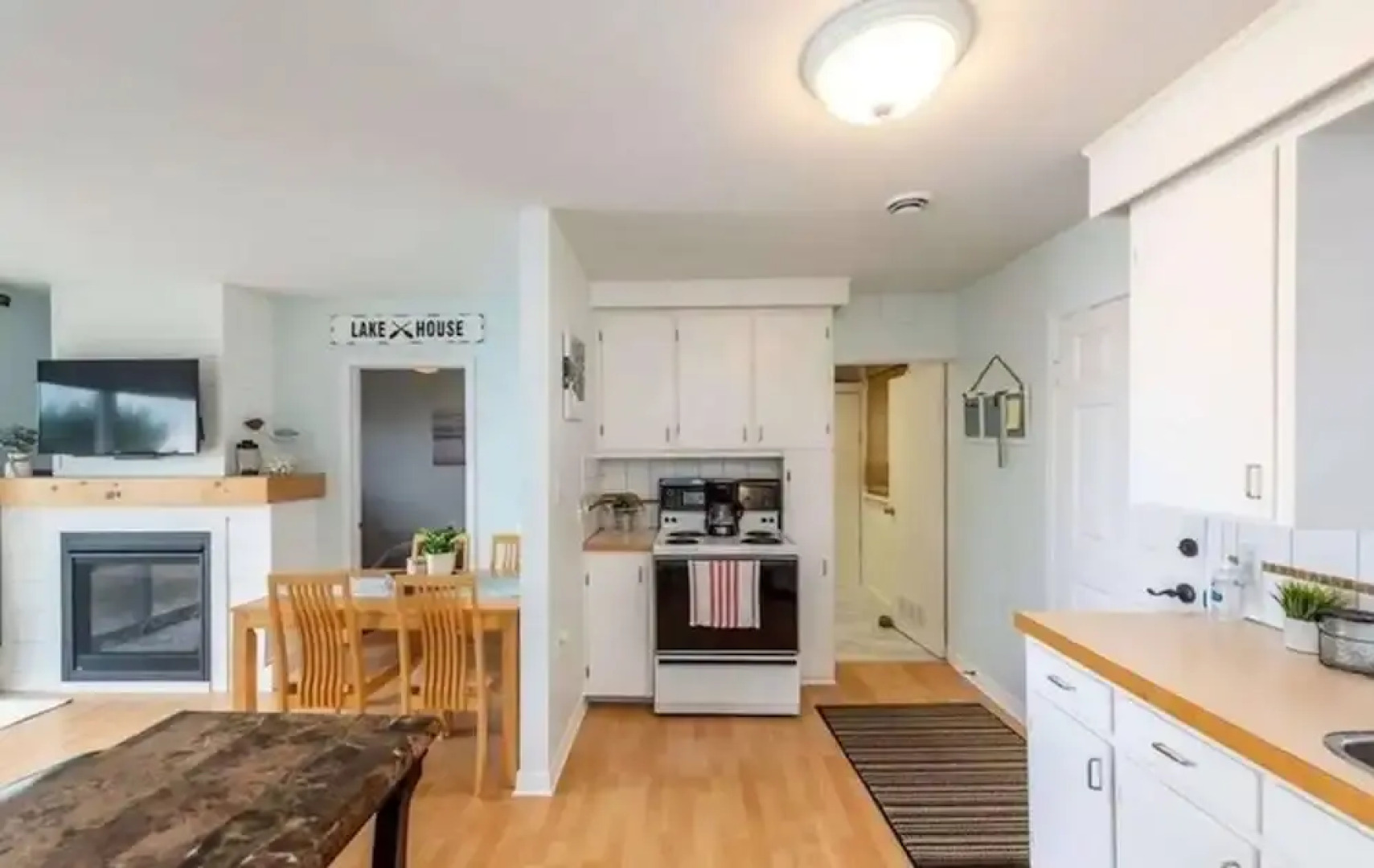 Waterfront W Private Lake Access Indoor Fireplace