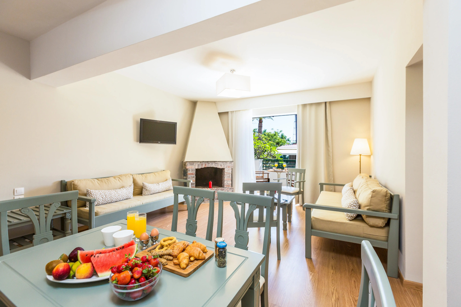 Trefon Hotel Apartments and Suites